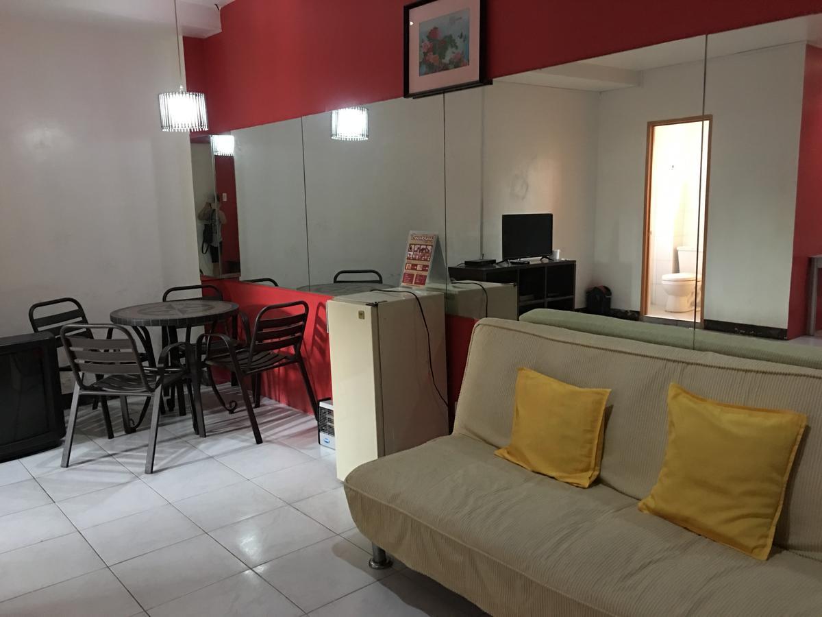 South Prince Residences And Inn Davao Экстерьер фото